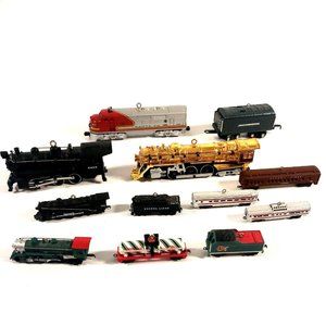 Halmark Lionel Minature & Micro Ornaments Lot 1997 - 2015 die cast & plastic mix